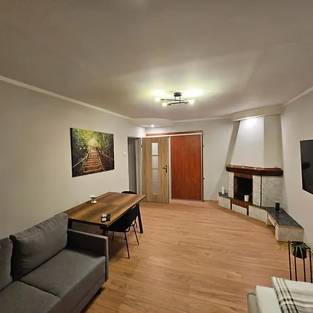 Apartment W Kamienicy W Centrum Kalisza